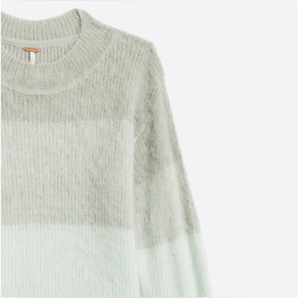 SOLD! FINAL price drop!! NWT Free People Autumn Sky Color Block Pullover - Picture 4 of 4